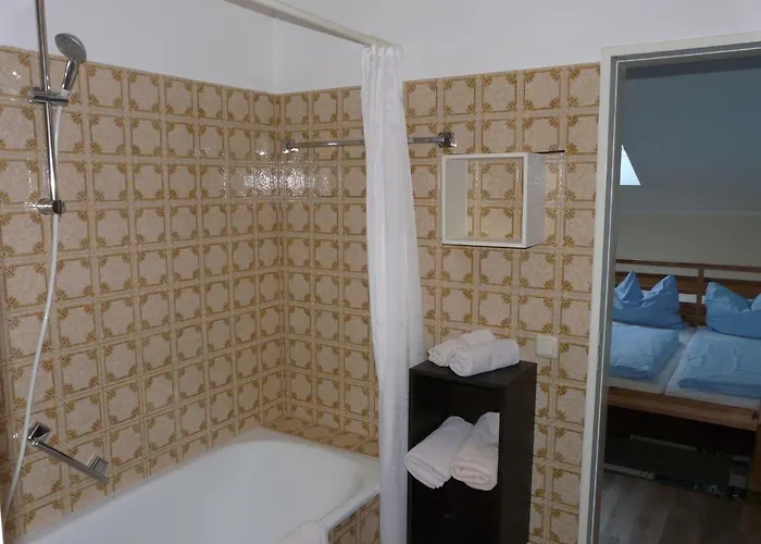 20 Bergschloessl アパート